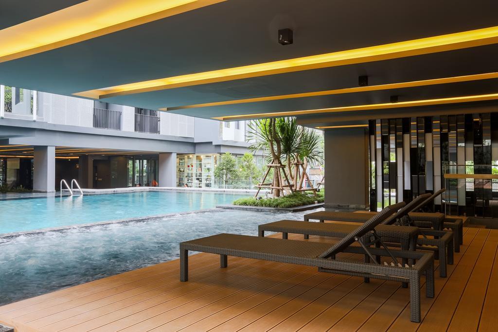 Siamese Gioia Aparthotel Банкок Екстериор снимка