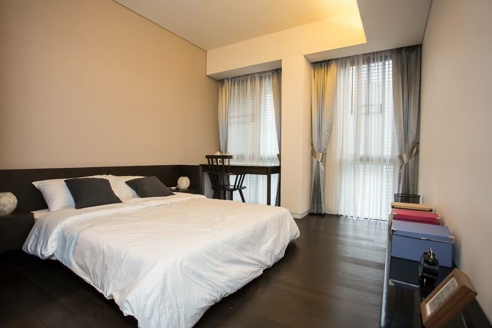 Siamese Gioia Aparthotel Банкок Екстериор снимка